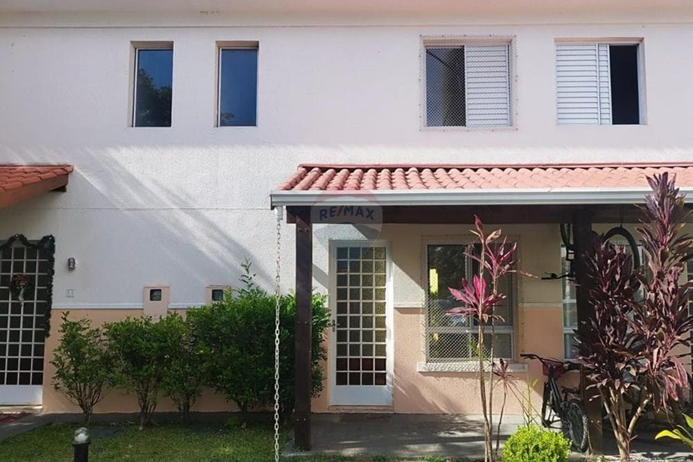 Casa 2 quartos na Villa Flora para locação — foto 1