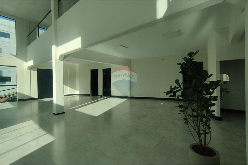 Imóvel comercial no Parque Campolim para locação — foto 23